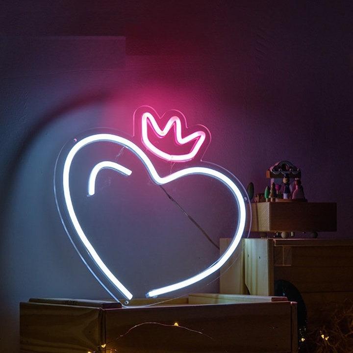 Heart & Crown LED Neon Sign